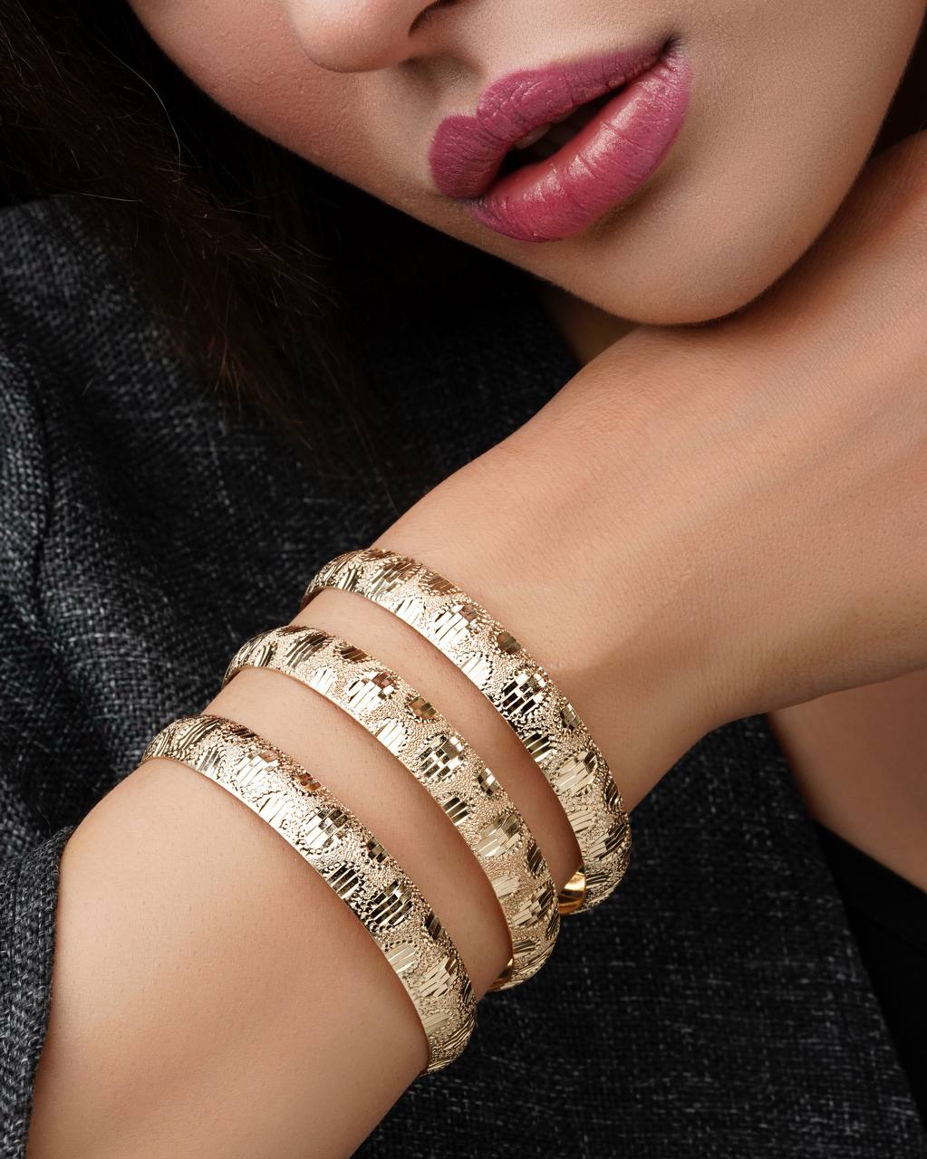 النگو طلا روس